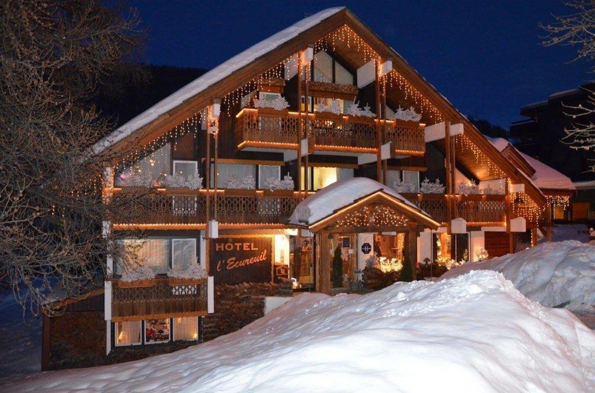 Hotel Ecureuil Vars  Exterior foto